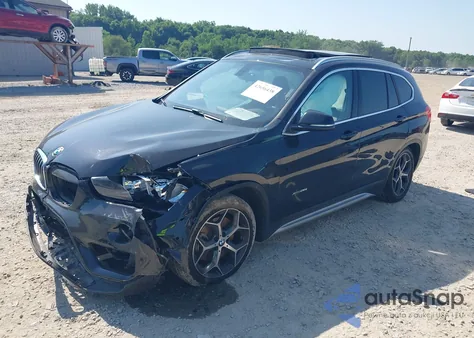 2018 BMW X1 xDrive28I из США, поврежденный, VIN WBXHT3C38J5K31608